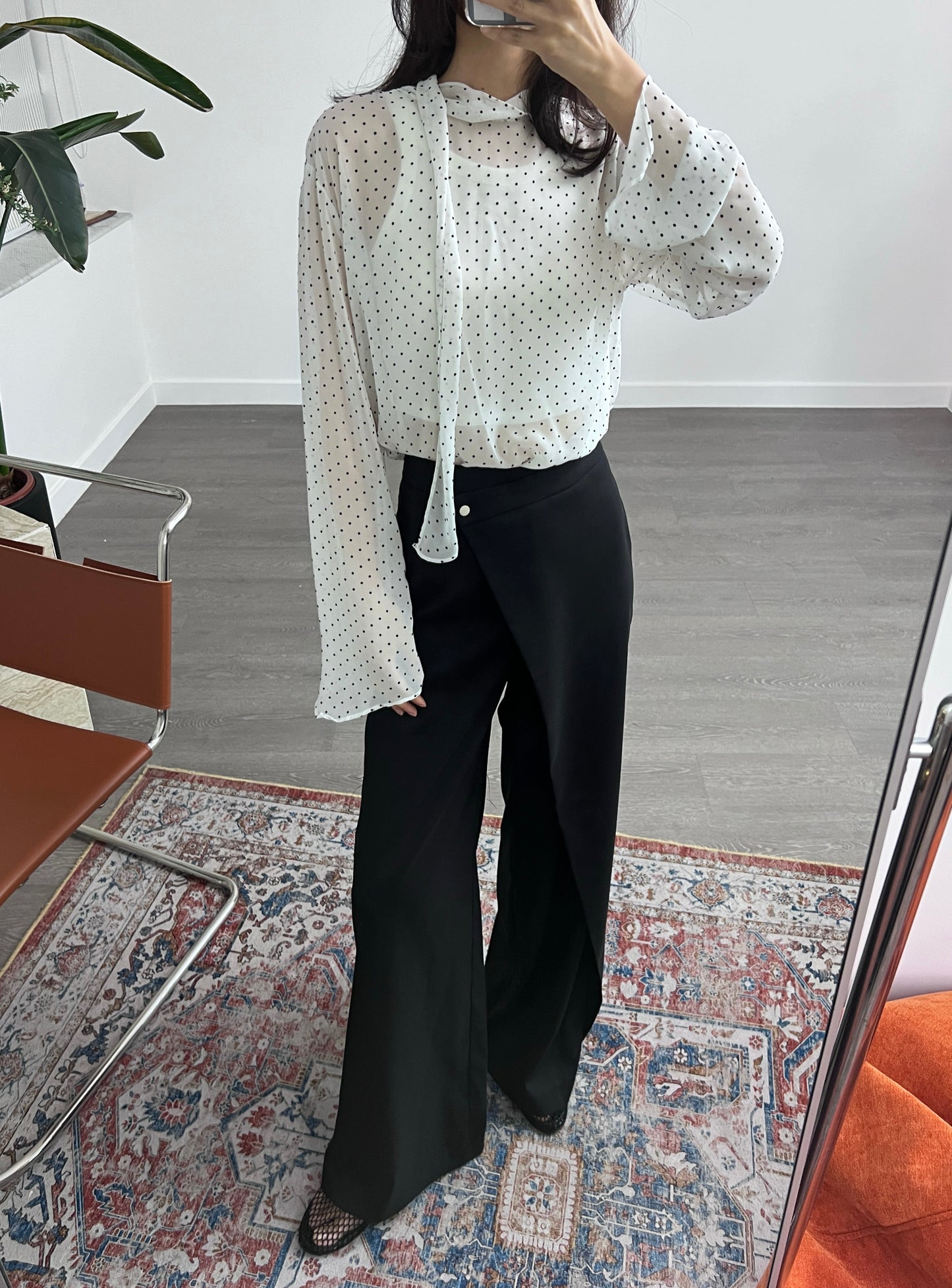 Sold out 4PO No.12 自留款|小飛飛袖 Tie neck blouse