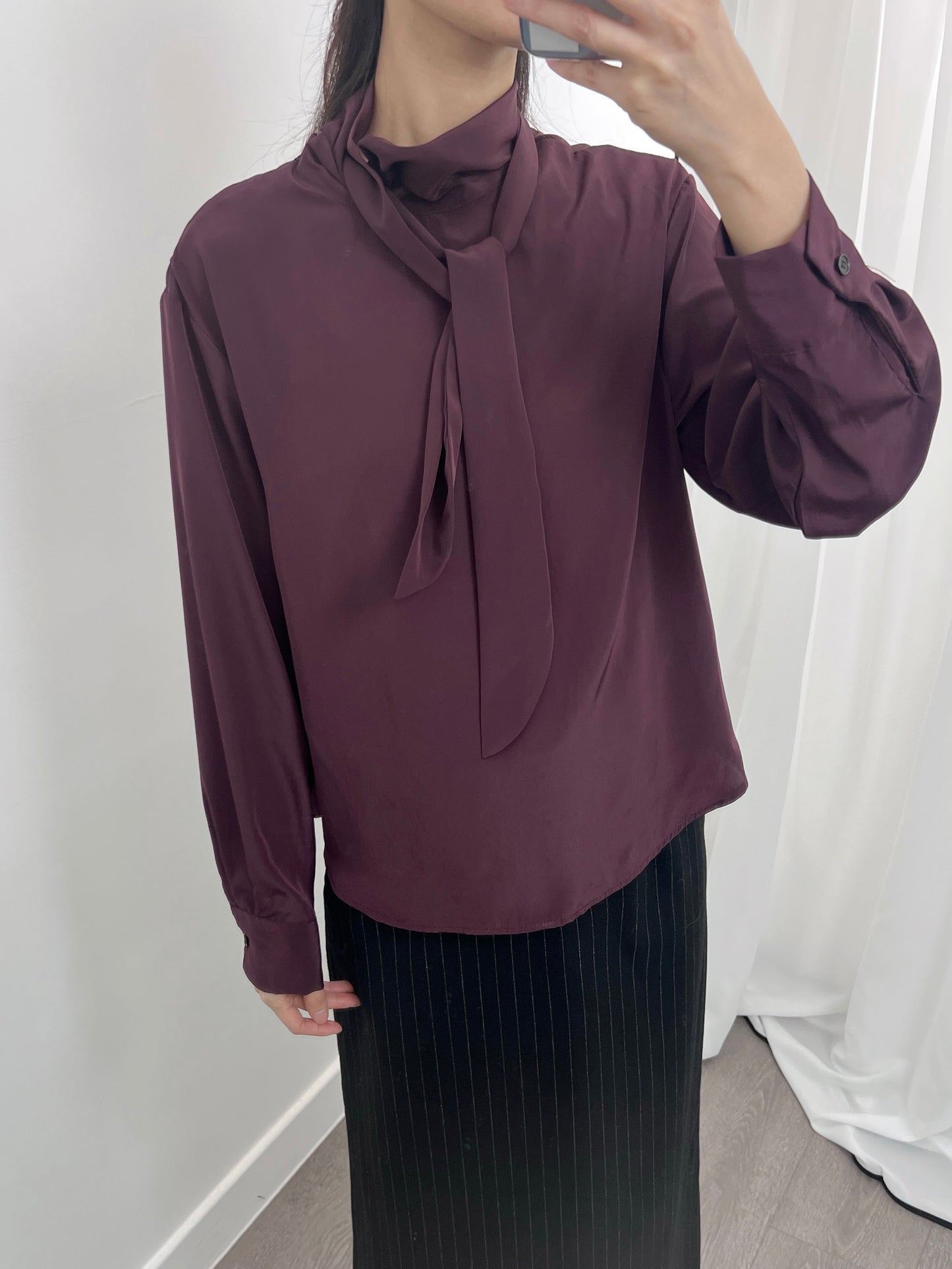 12PO 0120250242 tie neck blouse