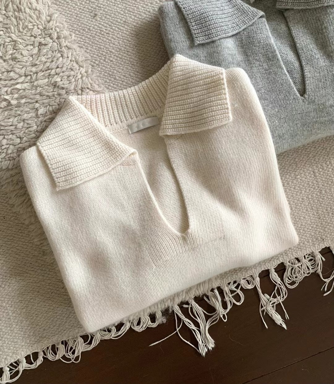 Sold out 1月PO No.18 高質系列| Khaite style Classy V neck Sweater