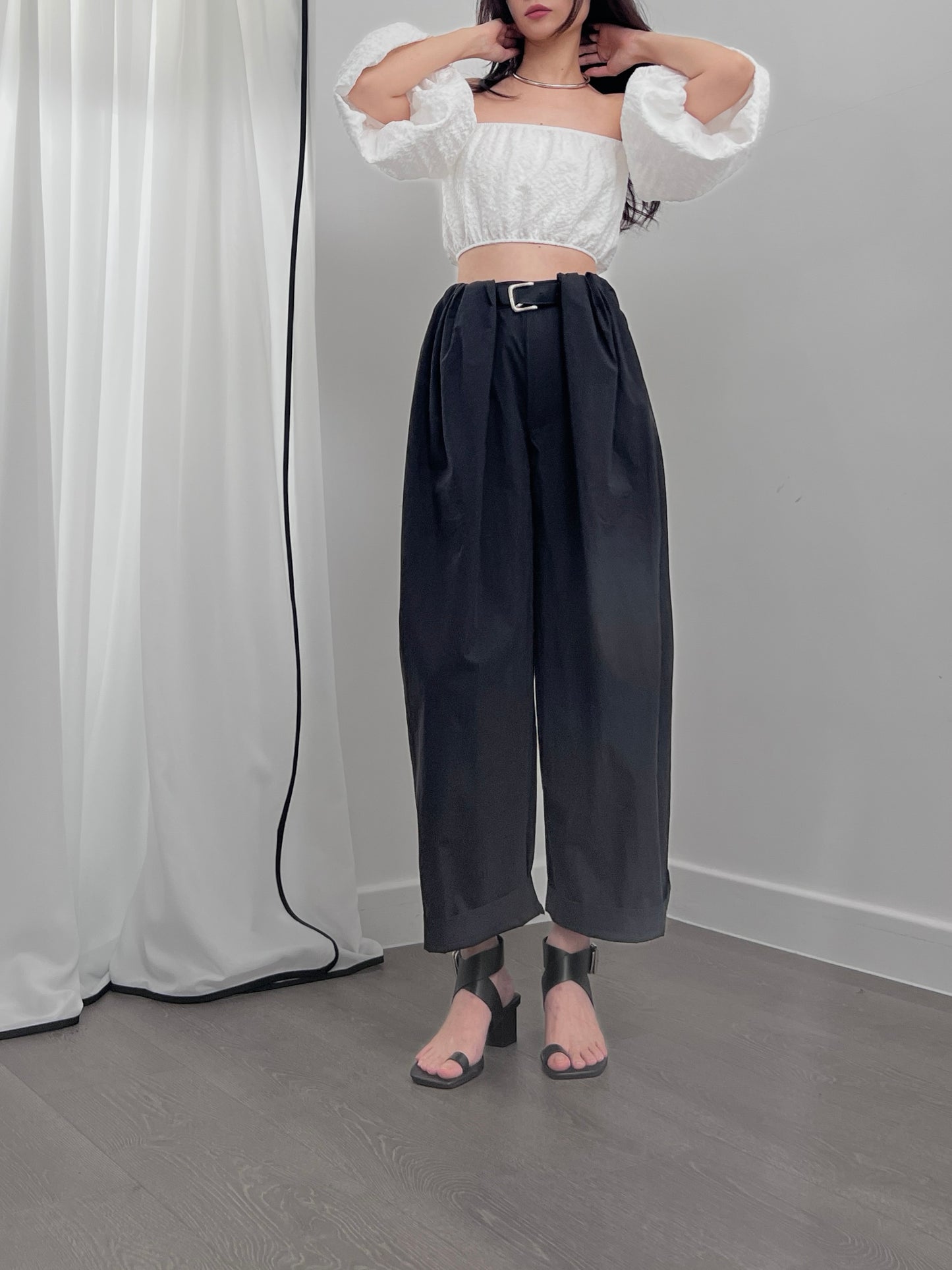 7PO 歐美大熱出片款 | 07250132 Puffy sleeve crop top