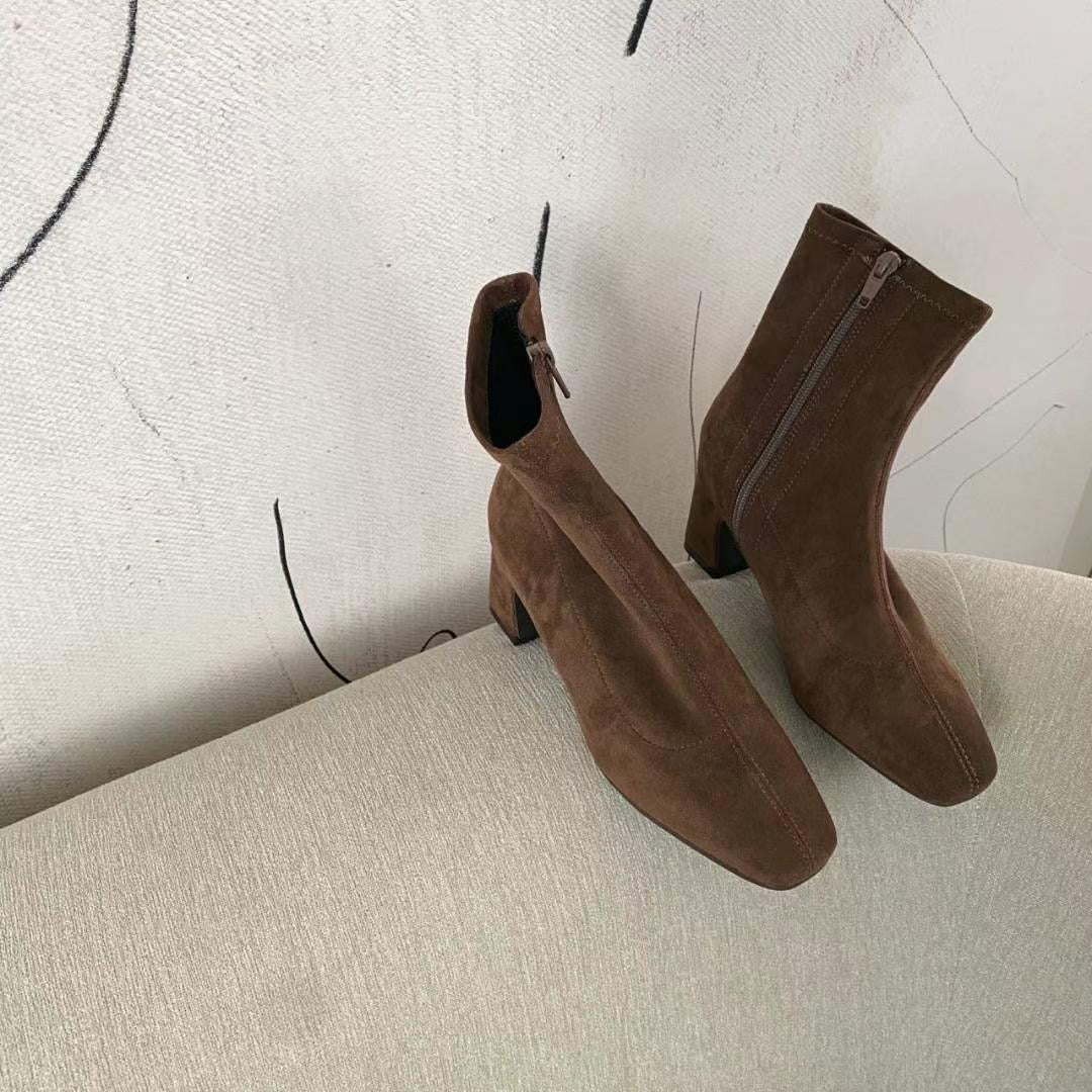 Sold out ✖️51 韓國熱賣經典款｜真皮（牛皮）貼腳型小短靴 / 5cm , 3cm