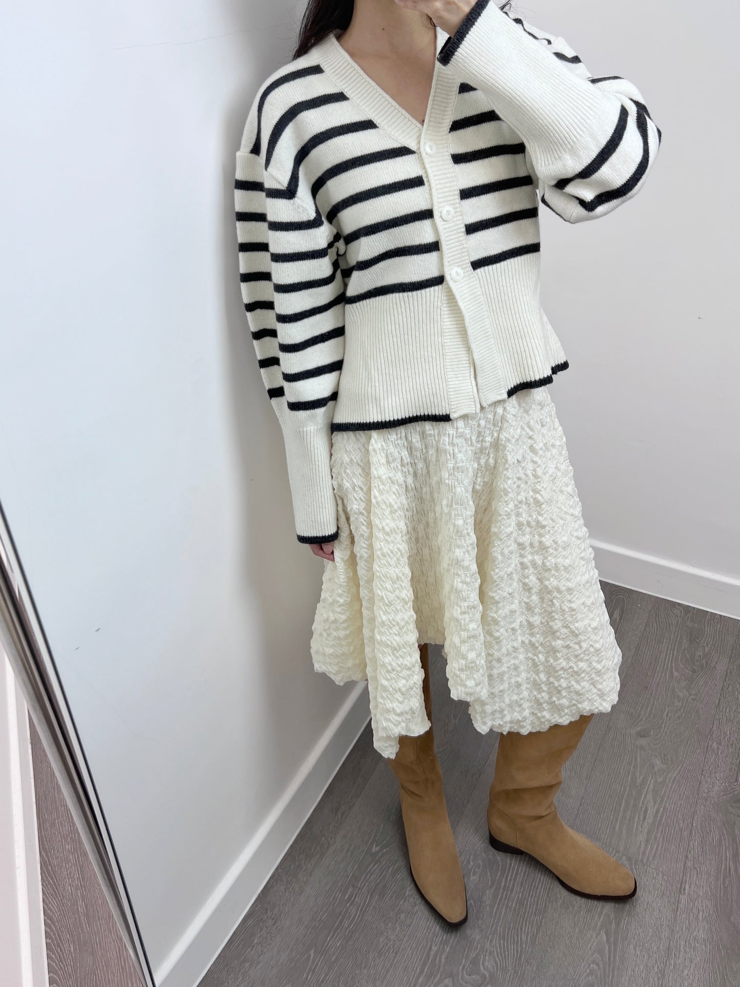 11 PO| 1124096 Cardigan