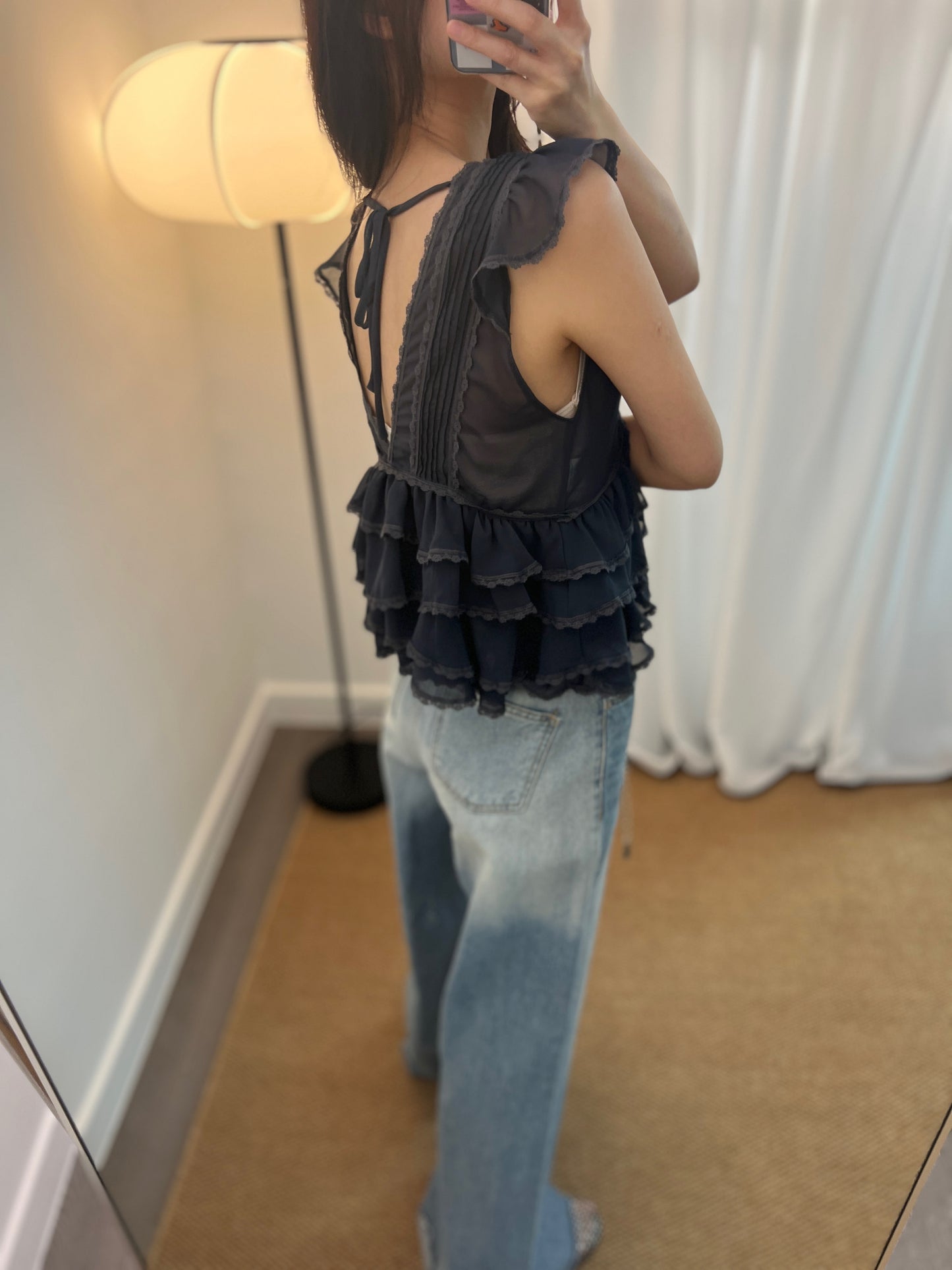 5PO
  超級熱賣款|0525086 美感飄逸Ruffles top