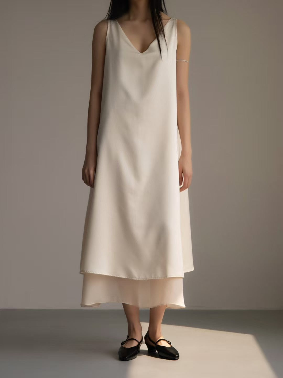 5PO 飄逸優雅款 |0525089 Satin layer hemline one piece dress