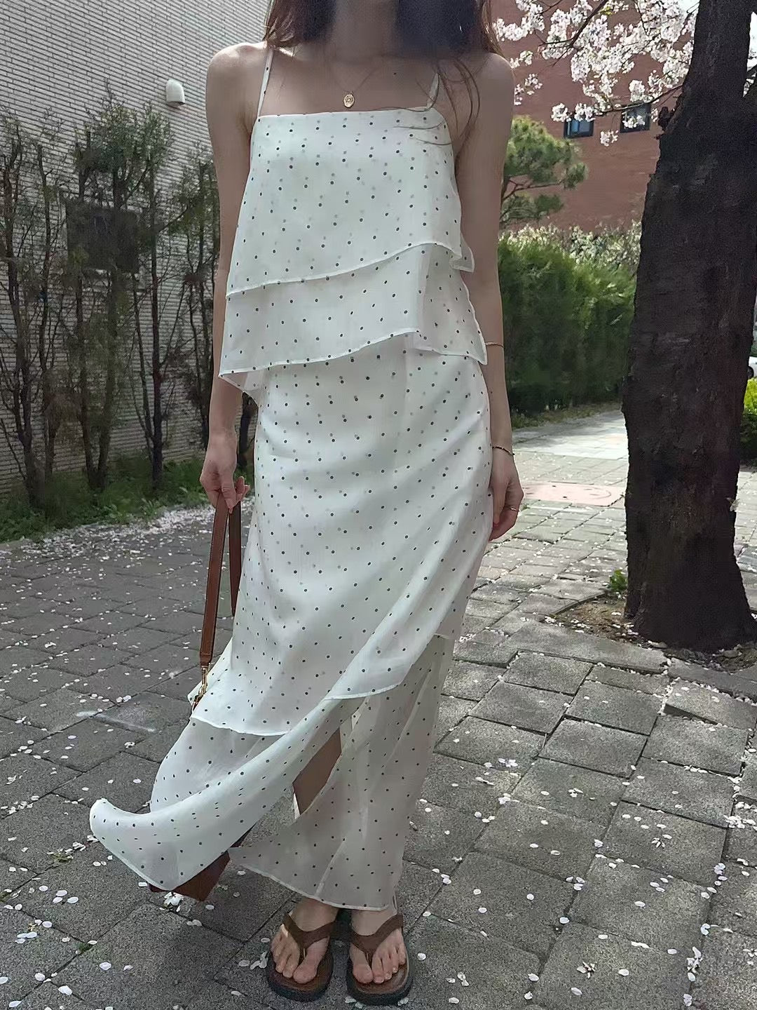 5PO |0525087   飄逸氣質款吊帶連身裙