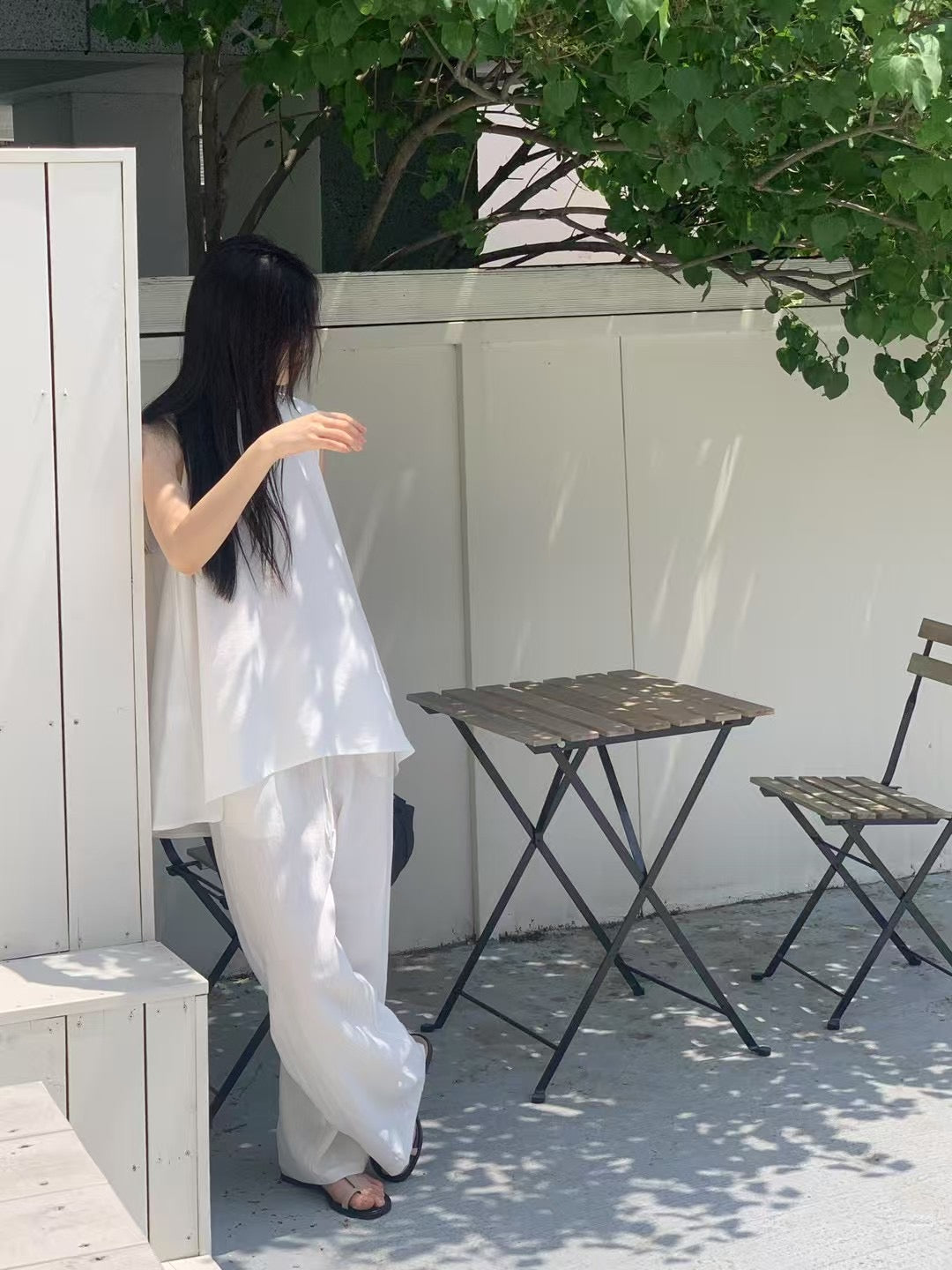 6PO 復活款 ｜06250109  大露背Twist blouse