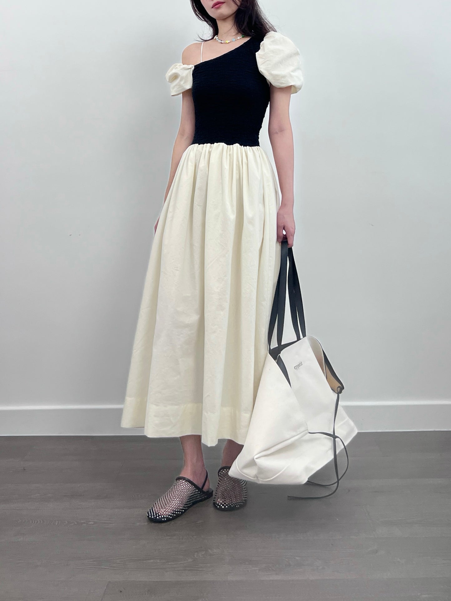 5PO 夏季打卡裙系列|0525083 One shoulder Puff sleeve dress