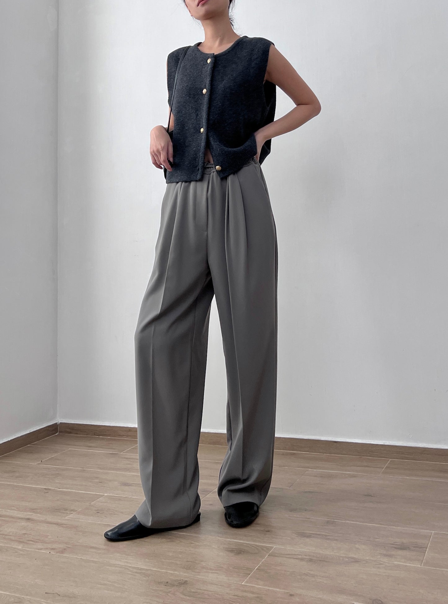 Sold out ✖️9 月PO No22 Effortless chic Trousers