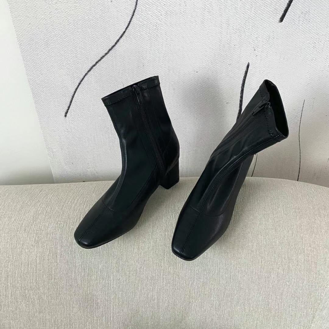 Sold out ✖️51 韓國熱賣經典款｜真皮（牛皮）貼腳型小短靴 / 5cm , 3cm