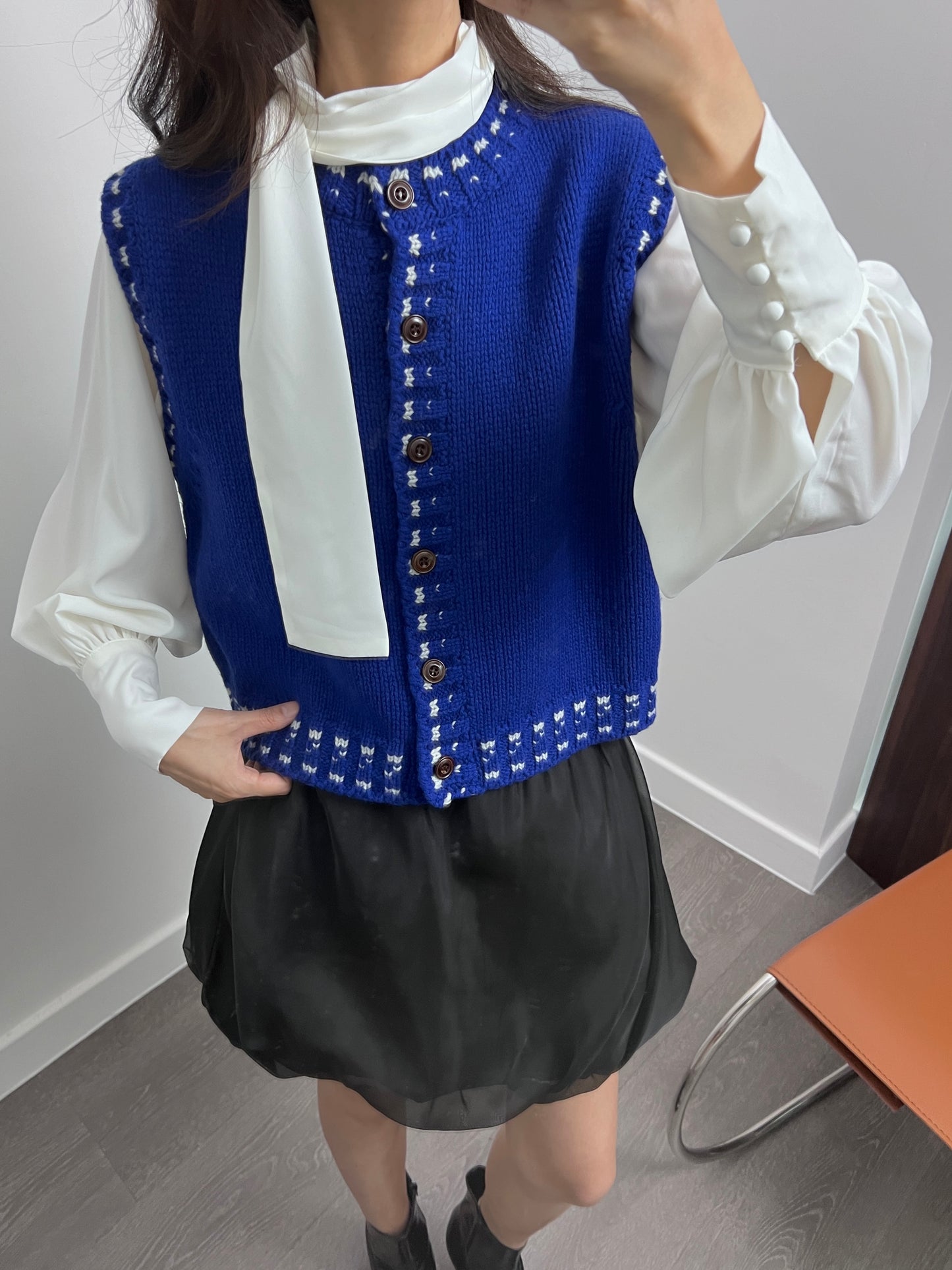 11 PO | 1124103 knit vest