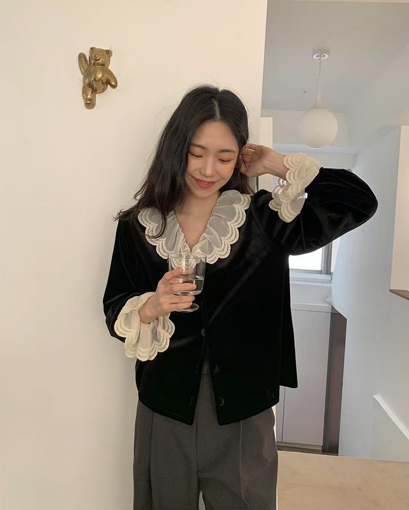 JanPO New Year’s Capsule  | 0125009 復活自留款Ruffles velvet blouse