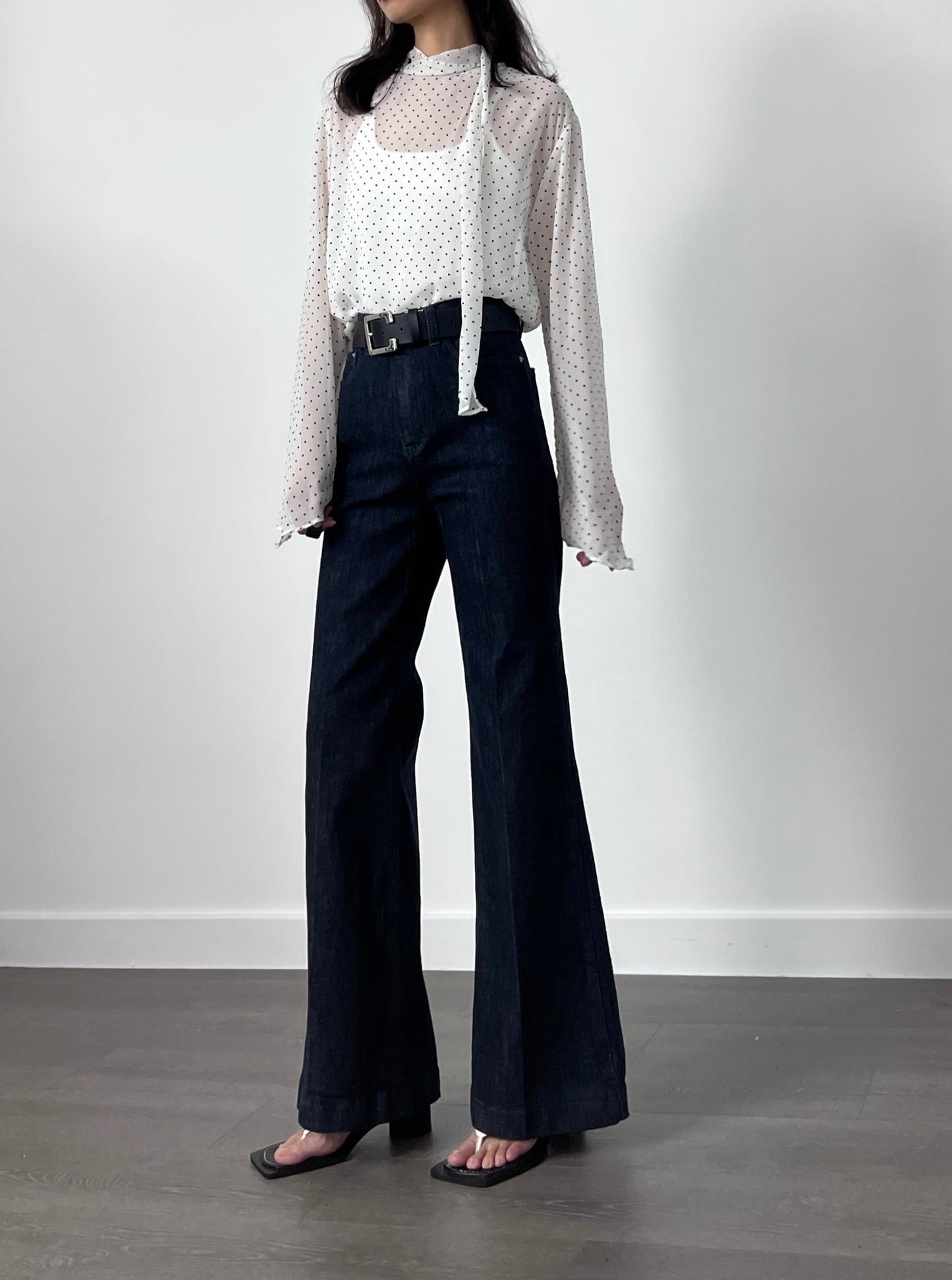 Sold out 4PO No.12 自留款｜小飛飛袖 Tie neck blouse