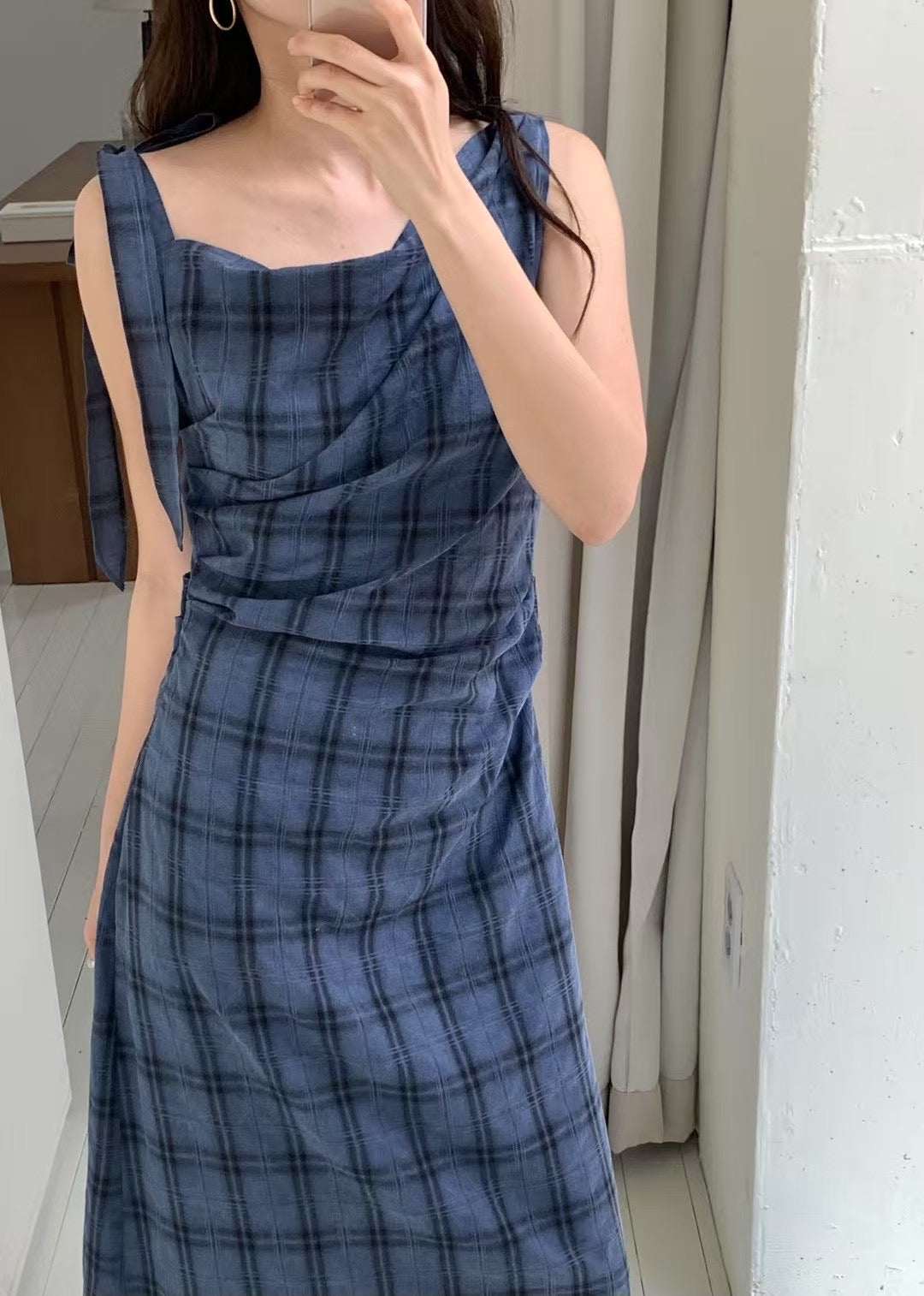 7PO 自留款 | 07250144   不規則修腰格仔連身裙（韓國8月初休假貨期會延遲）