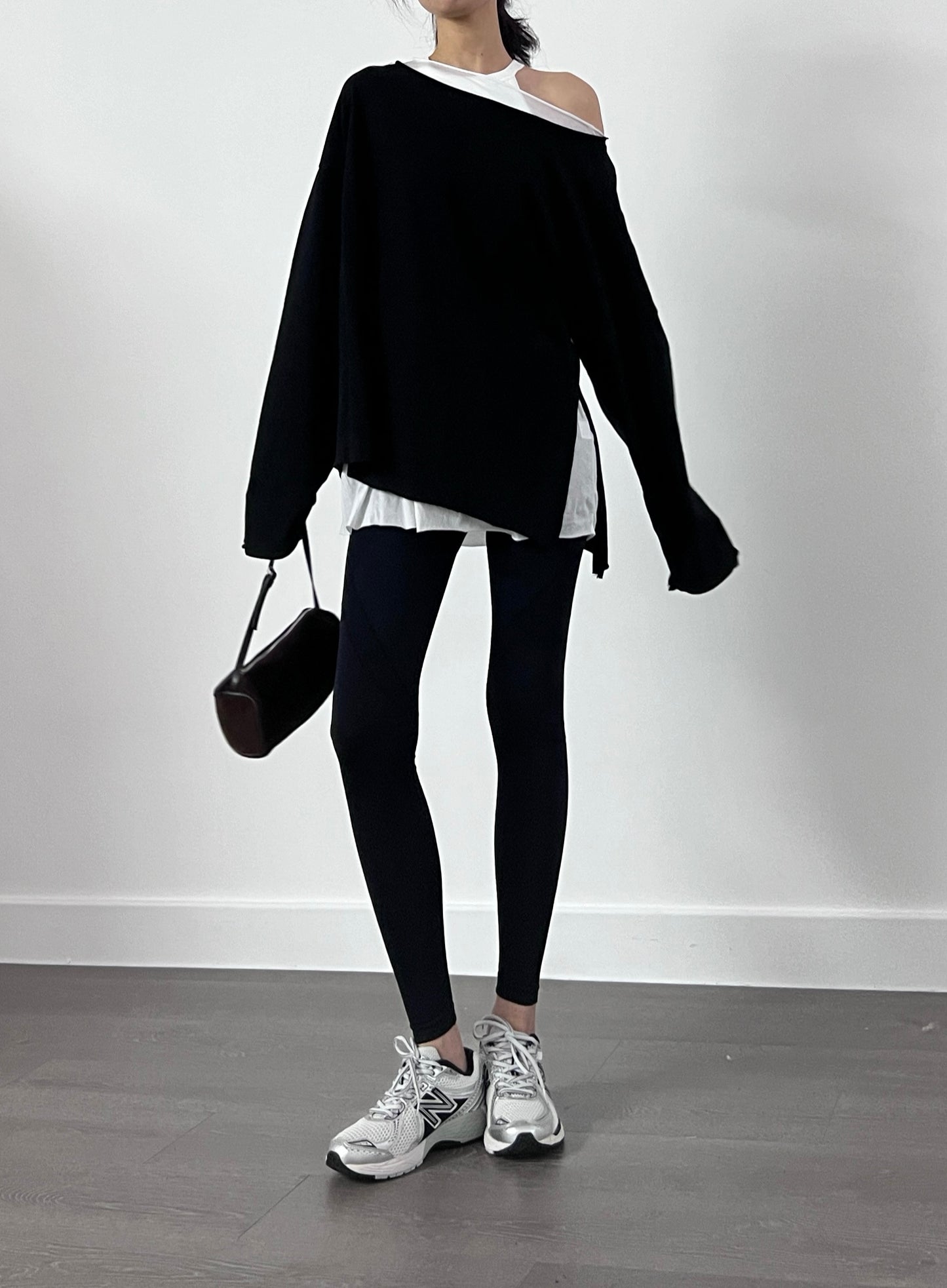 Sold out 4PO No.5 假2件oversized 大領衛衣｜薄款