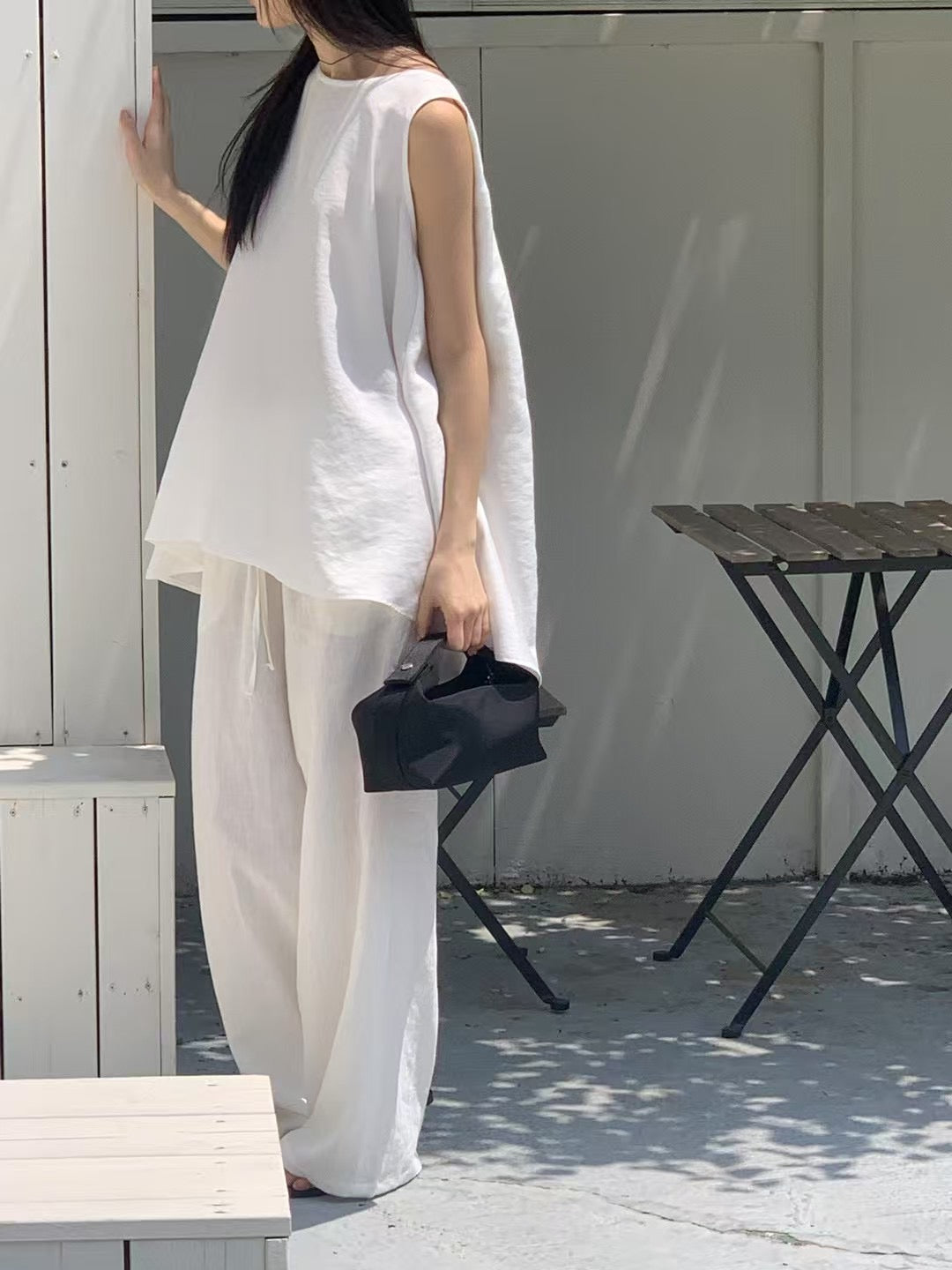 6PO 復活款 ｜06250109  大露背Twist blouse
