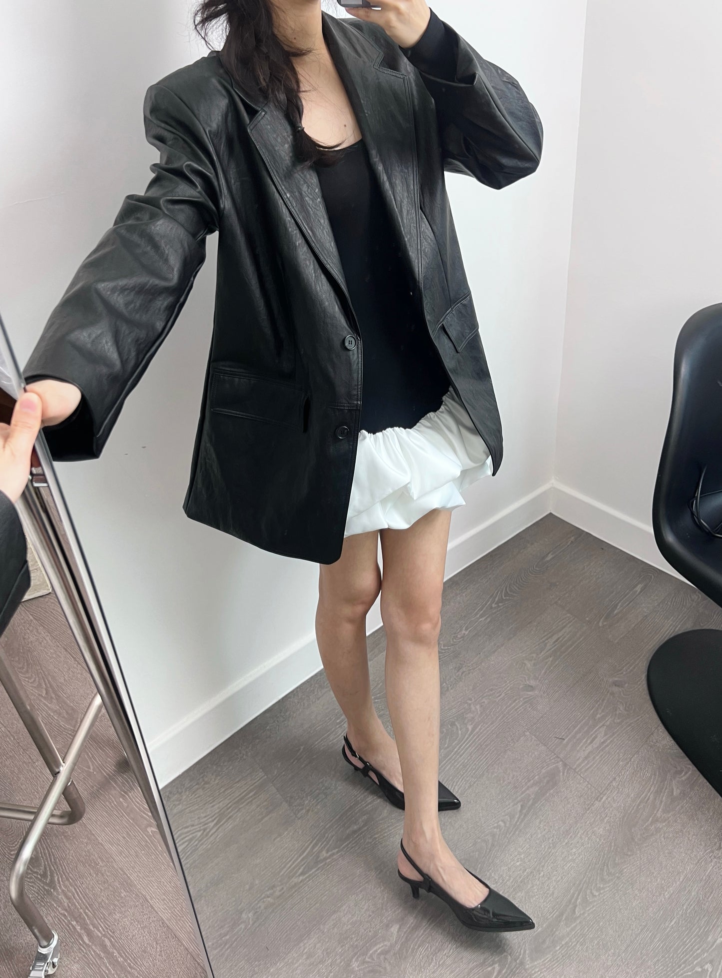 3 PO 有型款｜0325047 Faux Leather 西裝外套（輕身）