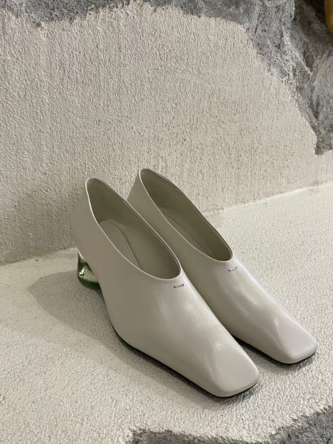 3PO | SH0041 Minimal style square-toe pumps（ 小牛皮）