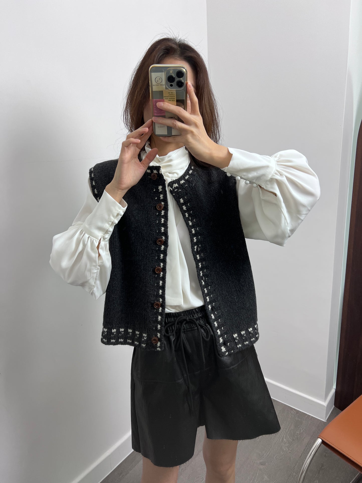 11 PO | 1124103 knit vest