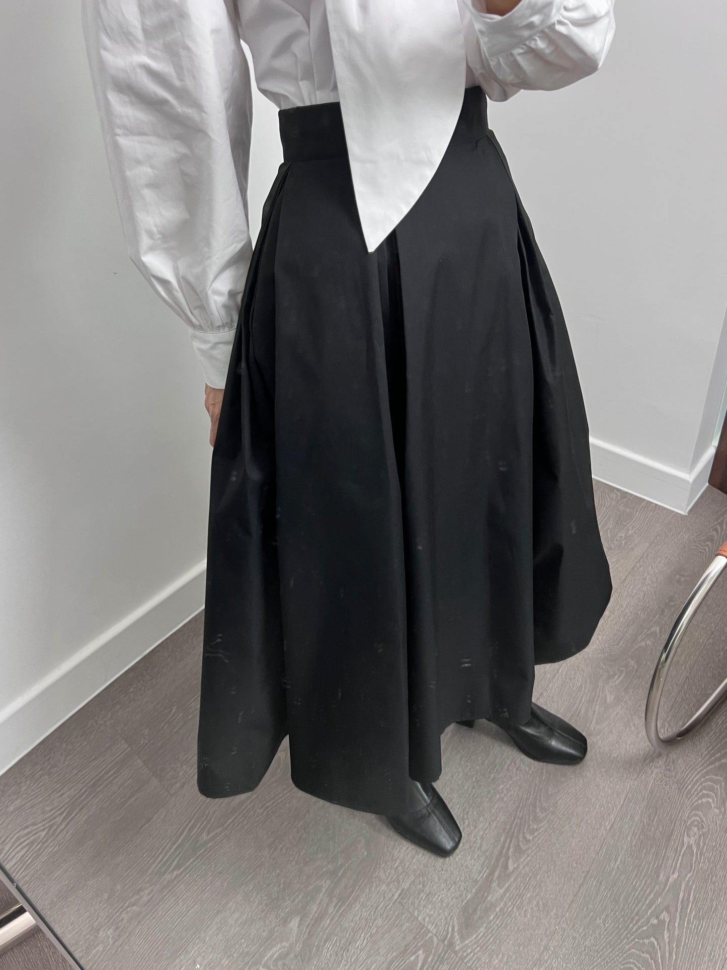 11 PO| 1124099 Audrey midi skirt
