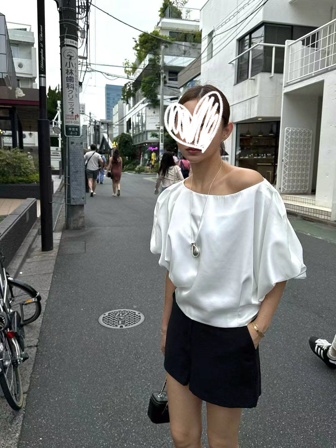 6PO 設計感系列 | 06250122 Satin Puffy top