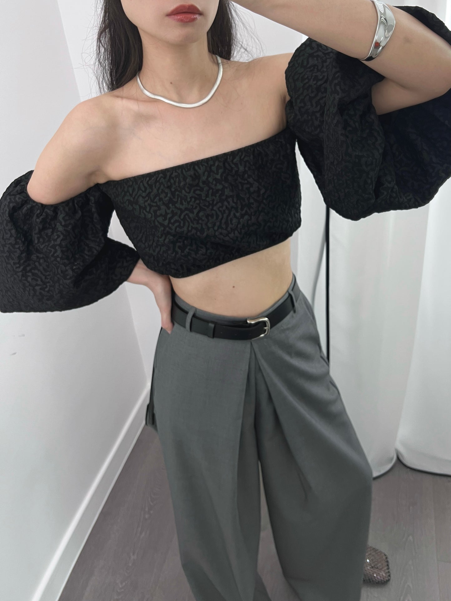 7PO 歐美大熱出片款 | 07250132 Puffy sleeve crop top