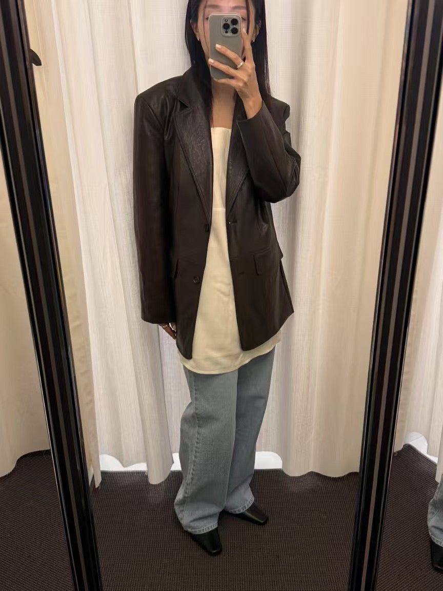 3 PO 有型款｜0325047 Faux Leather 西裝外套（輕身）