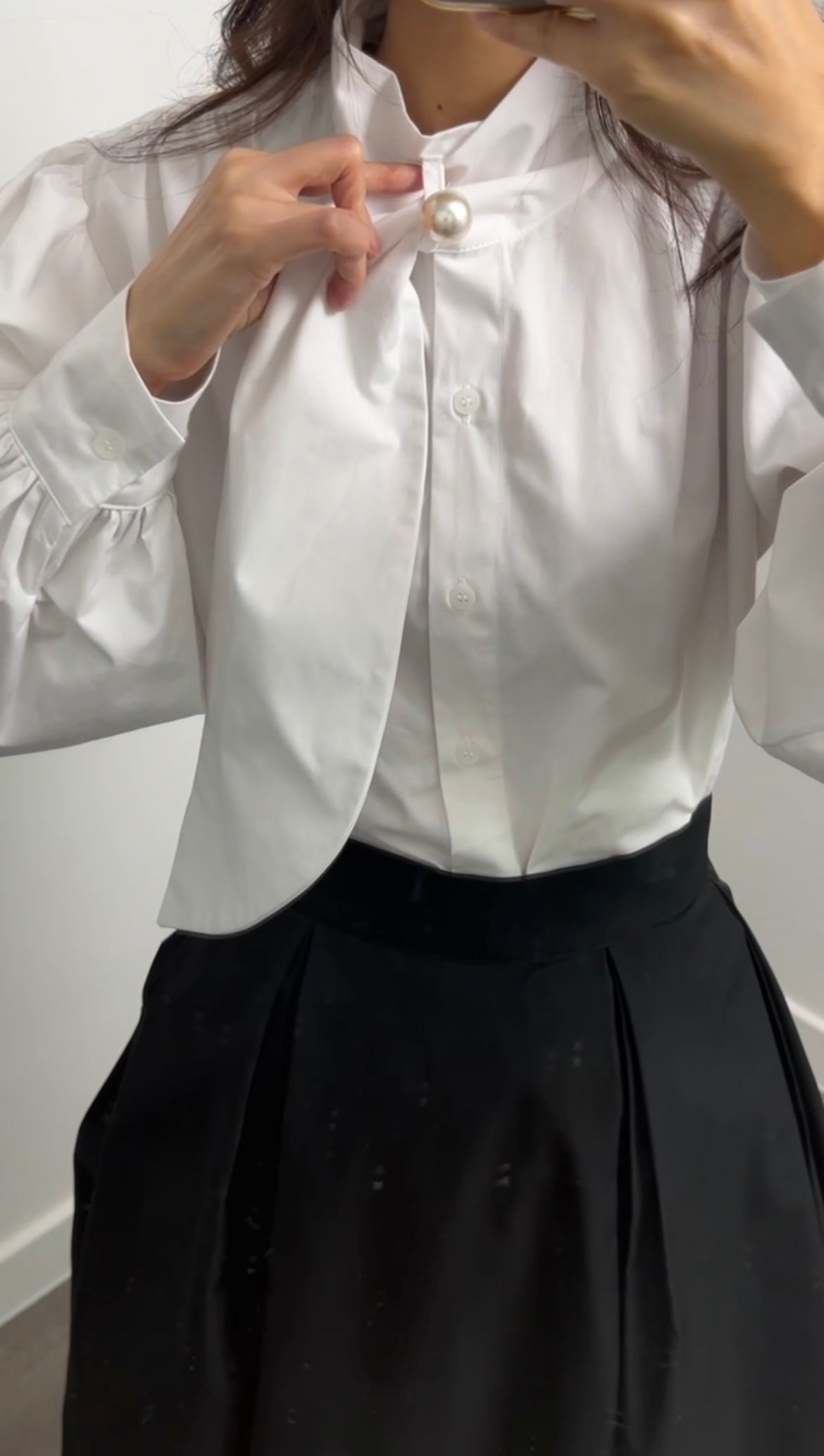 11 PO| 1124100 Tie neck blouse