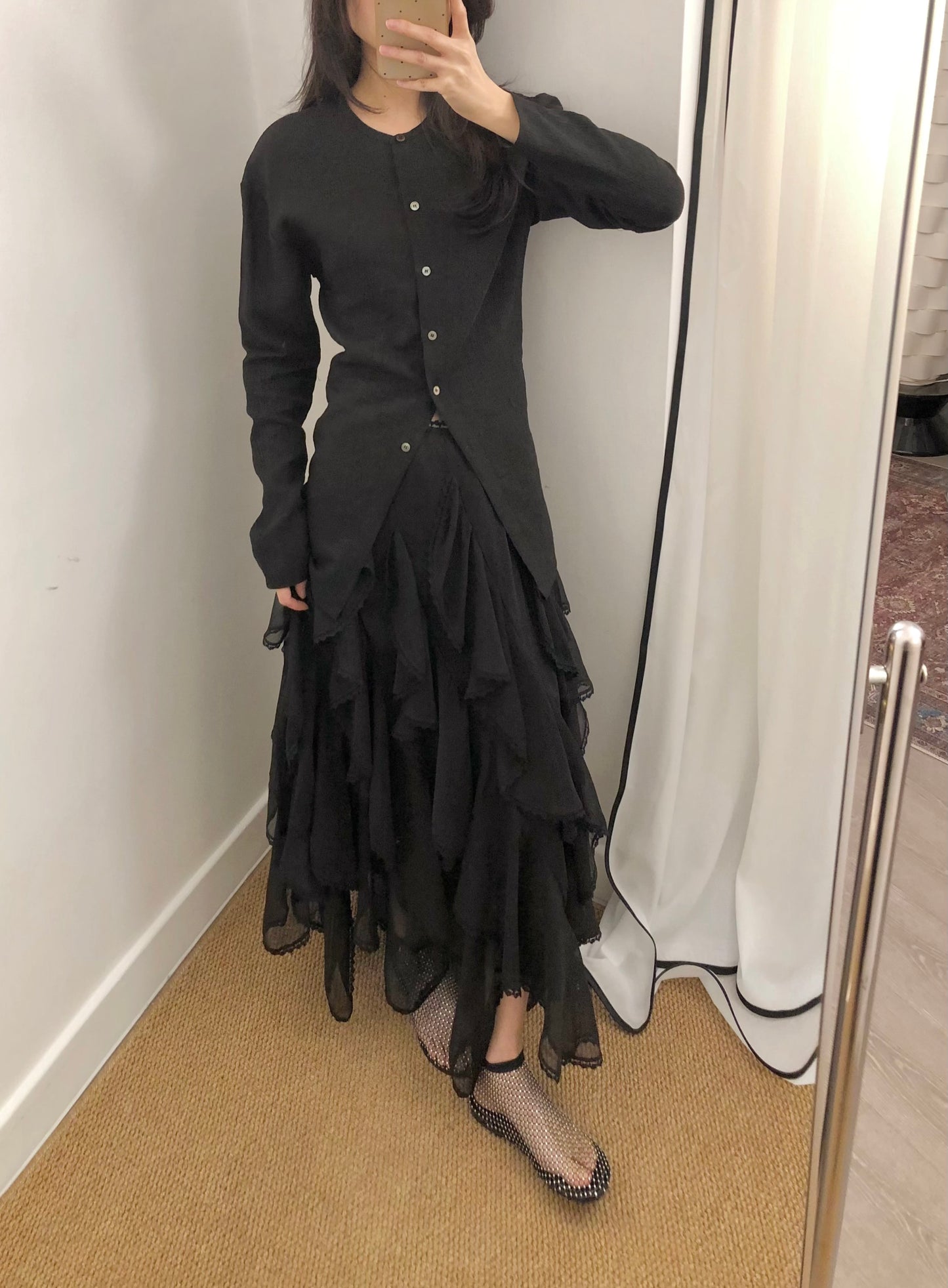 4PO ｜0425067 薄款摺紋修腰長blouse