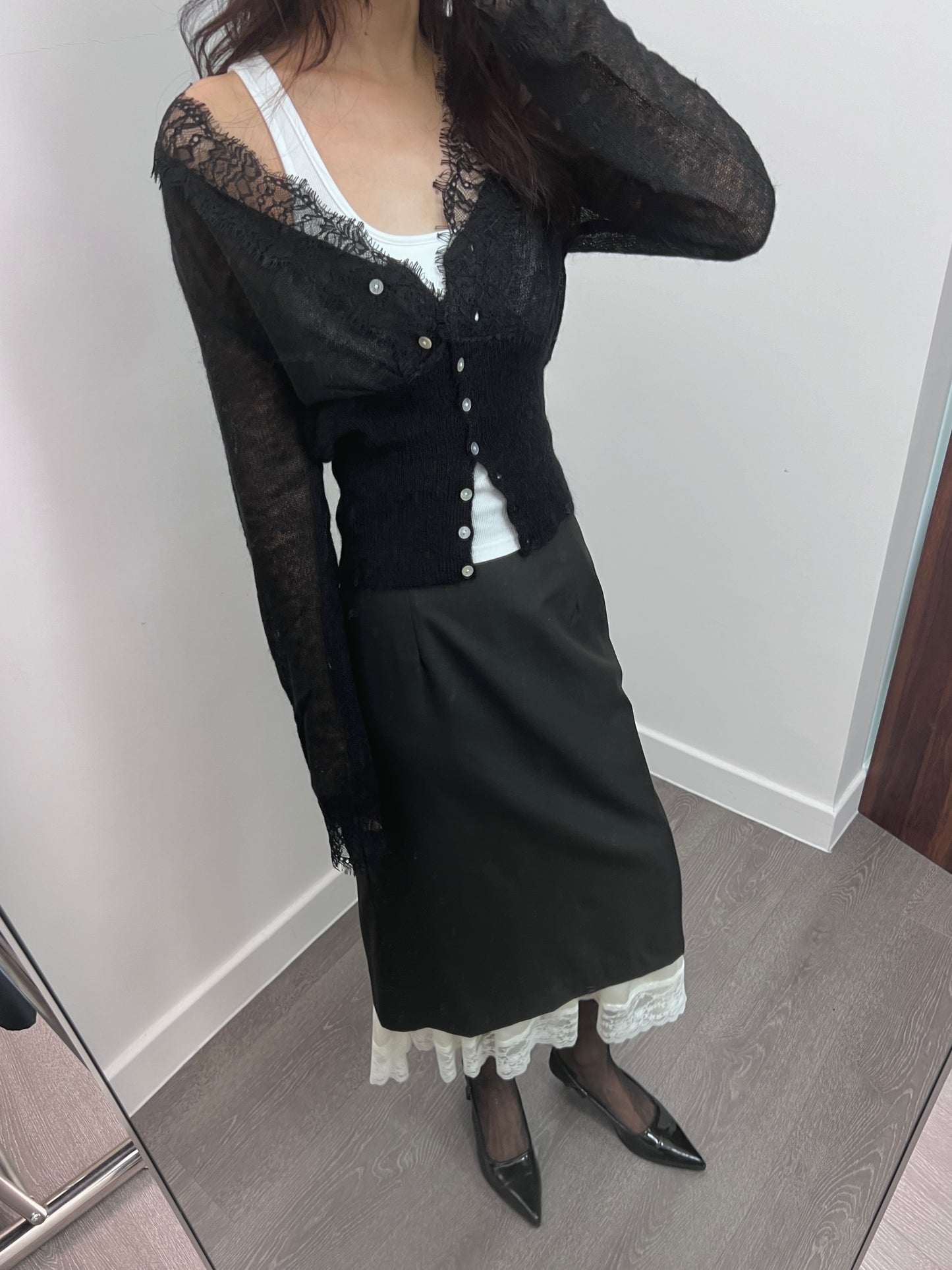 11 PO| 1124095 Lace Cardigan