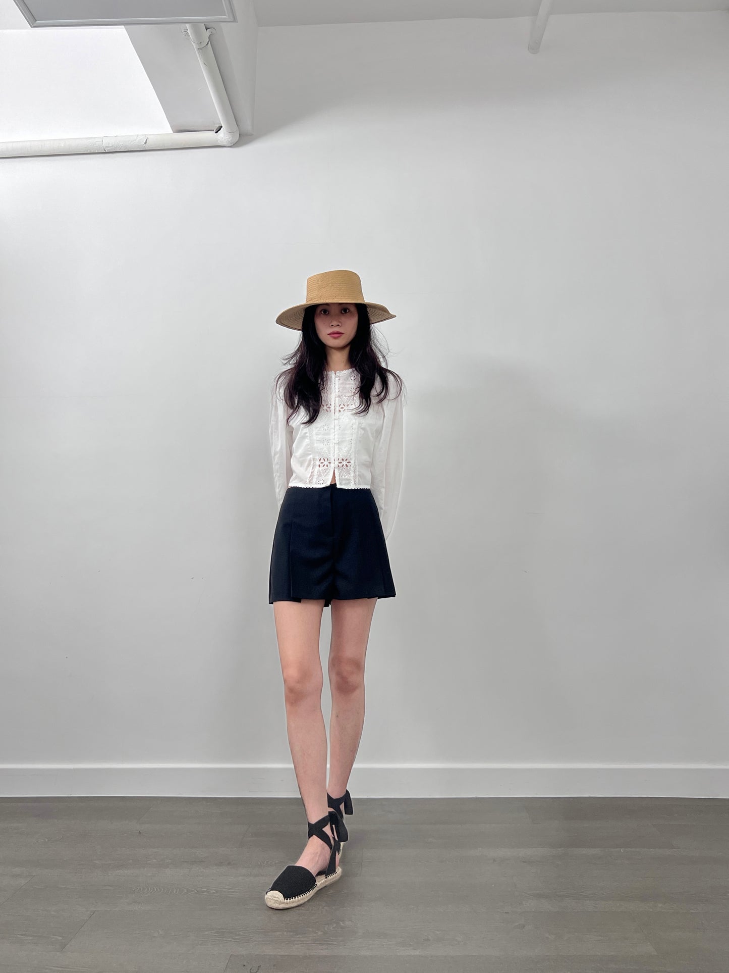 5PO 自留款|0525082 短版Lace Blouse (可前後穿）