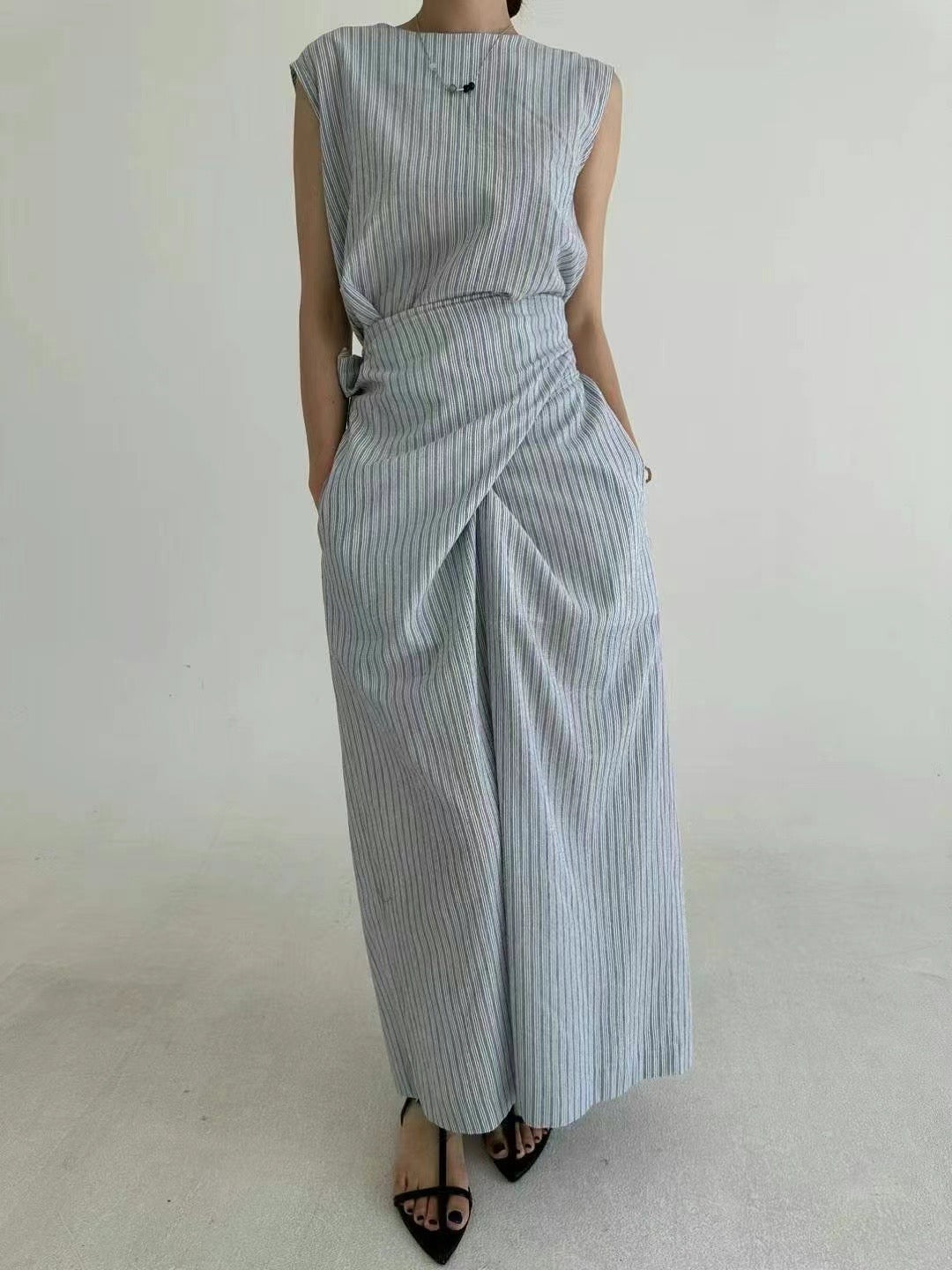 Sold out SoftAttire| 6PO No.10 Evelyn wrap dress ｜