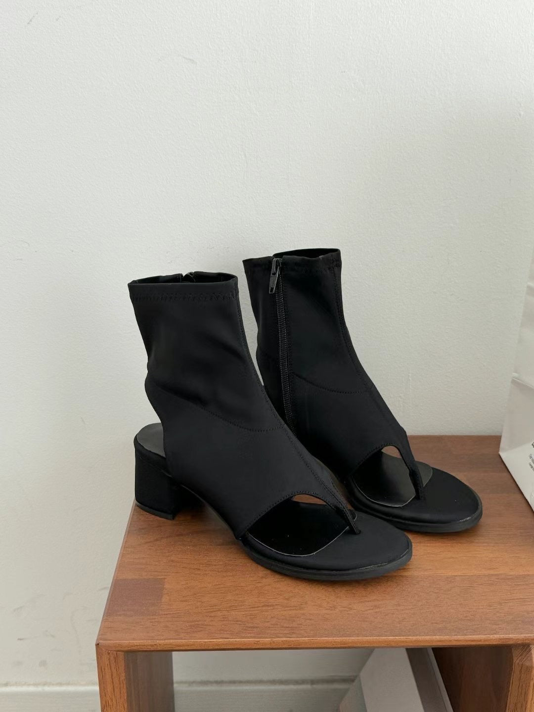 4PO | SH0044 Shoes Trend ✨Tabi toe sandals boots