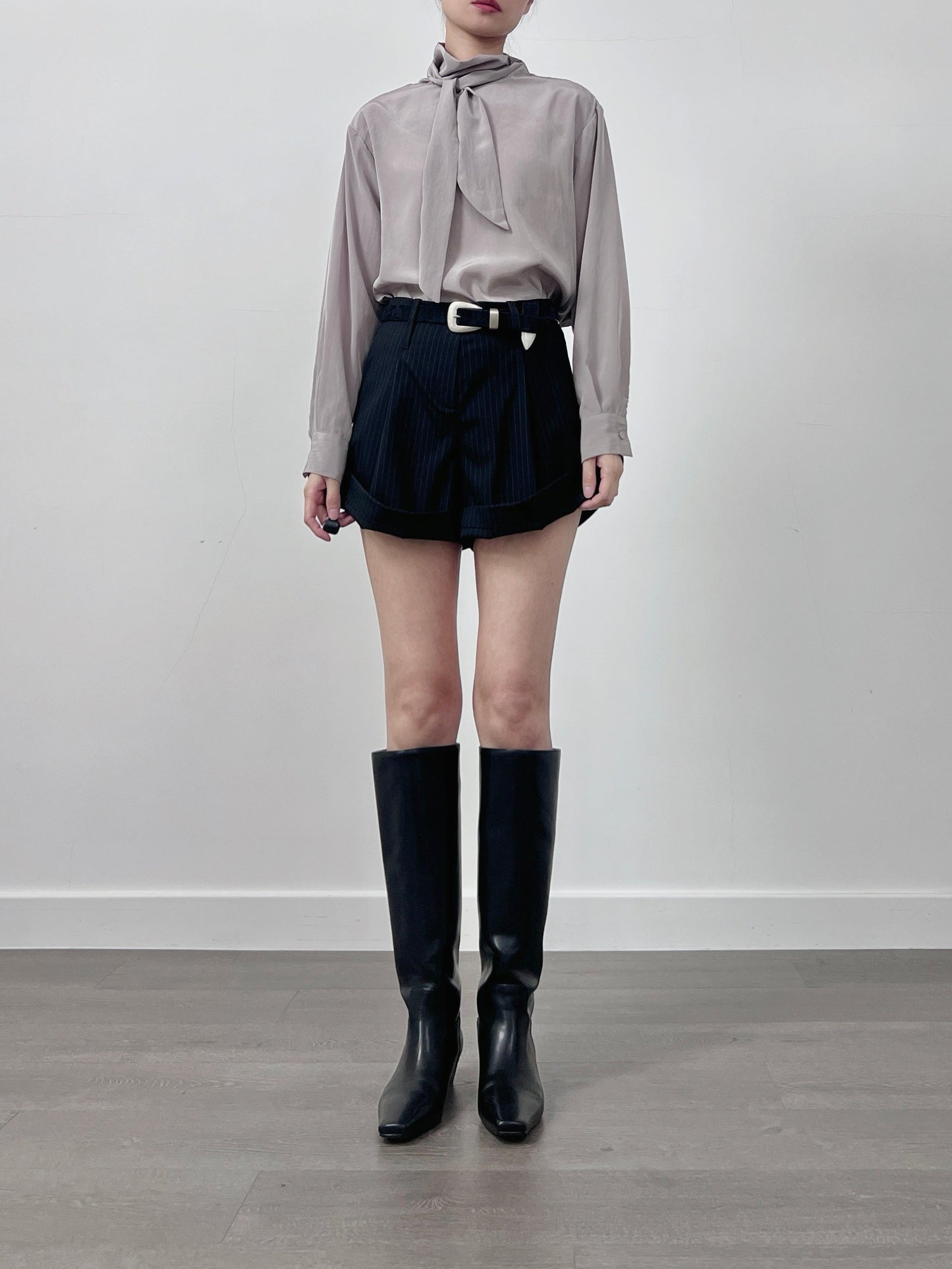 12PO 0120250242 tie neck blouse