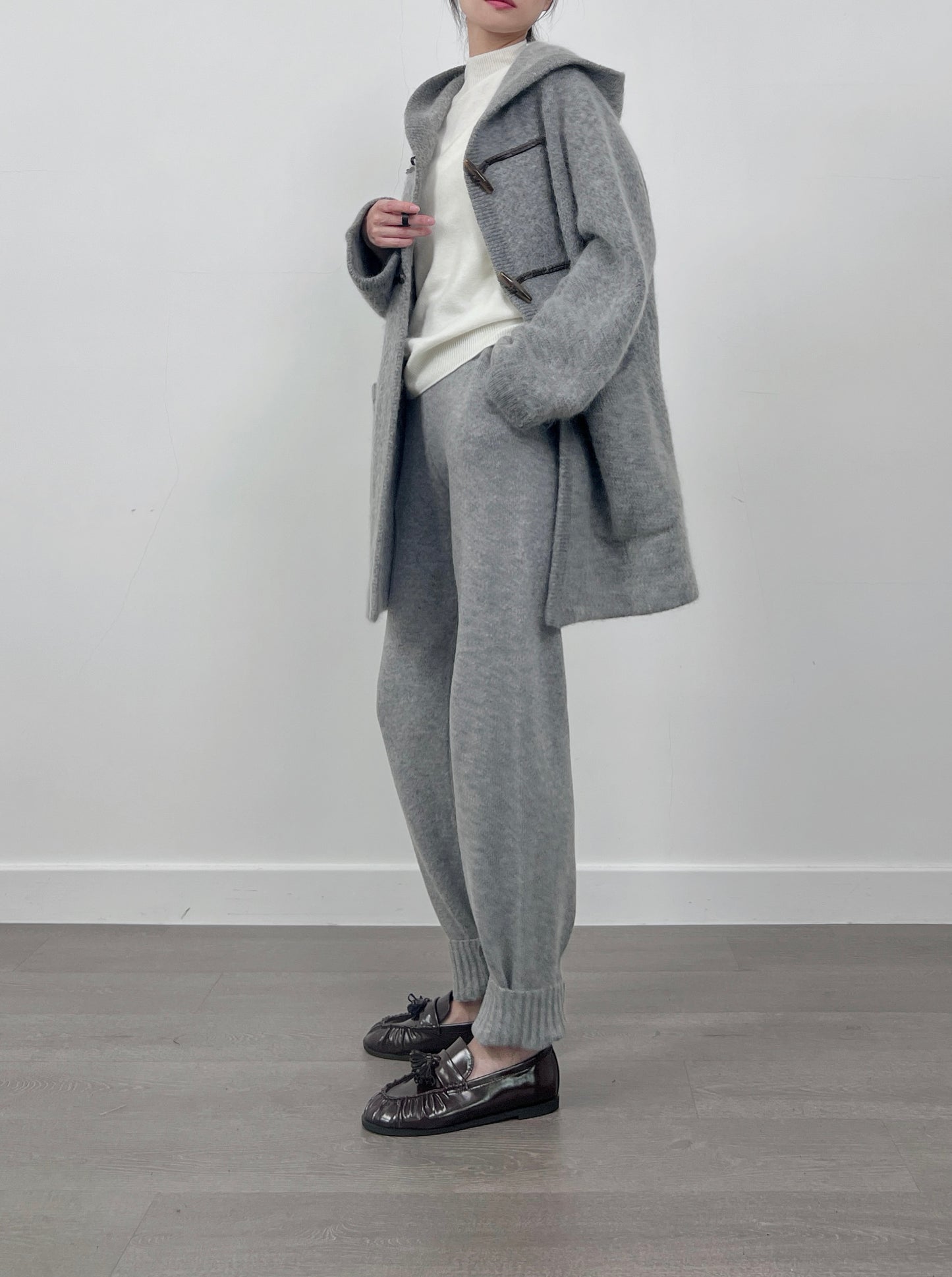 12PO 0120250239 毛毛長cardigan