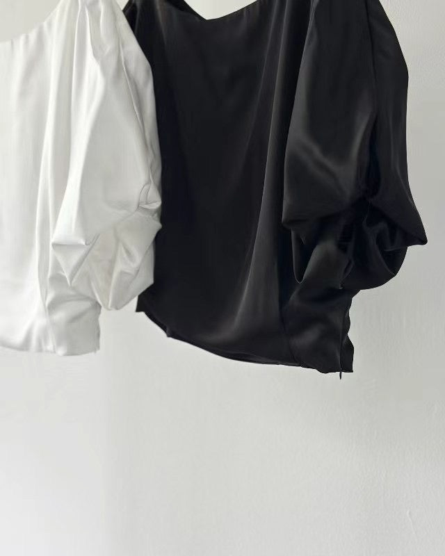 6PO 設計感系列 | 06250122 Satin Puffy top