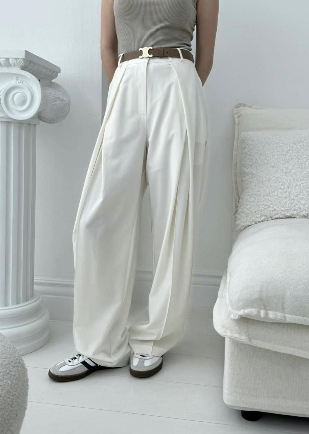 10 PO | 1024088 High Rise pleated trousers