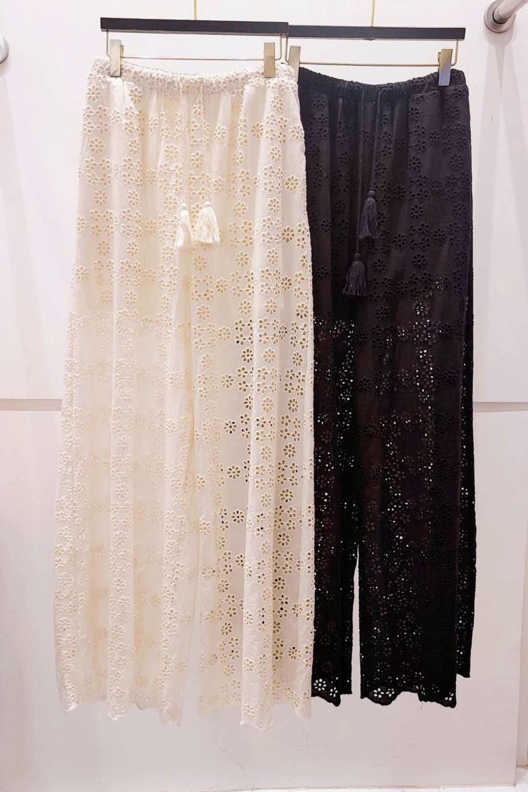 Sold out ✖️6PO No.32 Embroidered lace pants