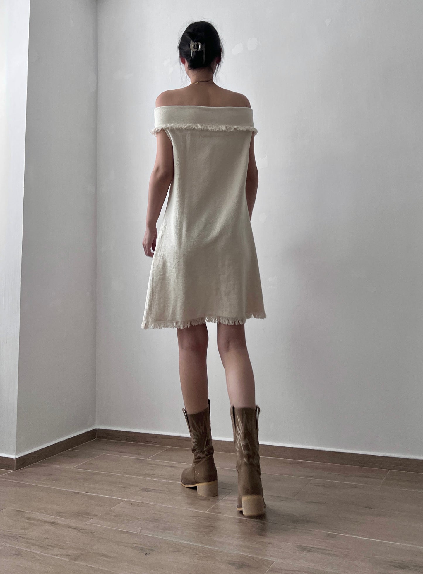 Sold out ✖️6PO No.40 Linen off shoulder mini dress