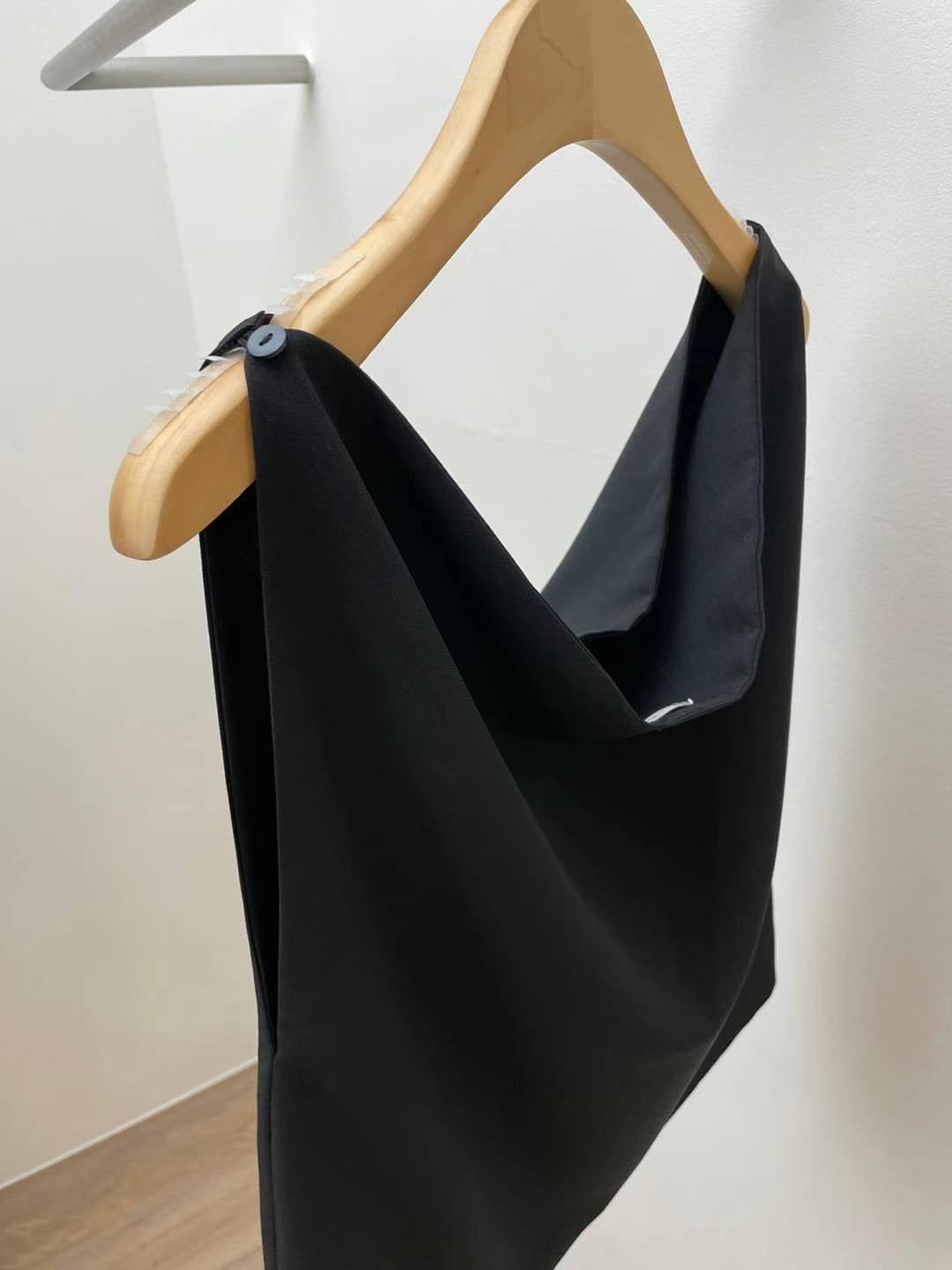 Sold out ✖️6PO No.21 one shoulder top