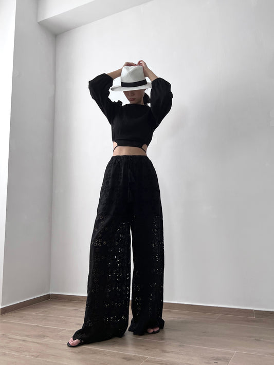 Sold out ✖️6PO No.32 Embroidered lace pants