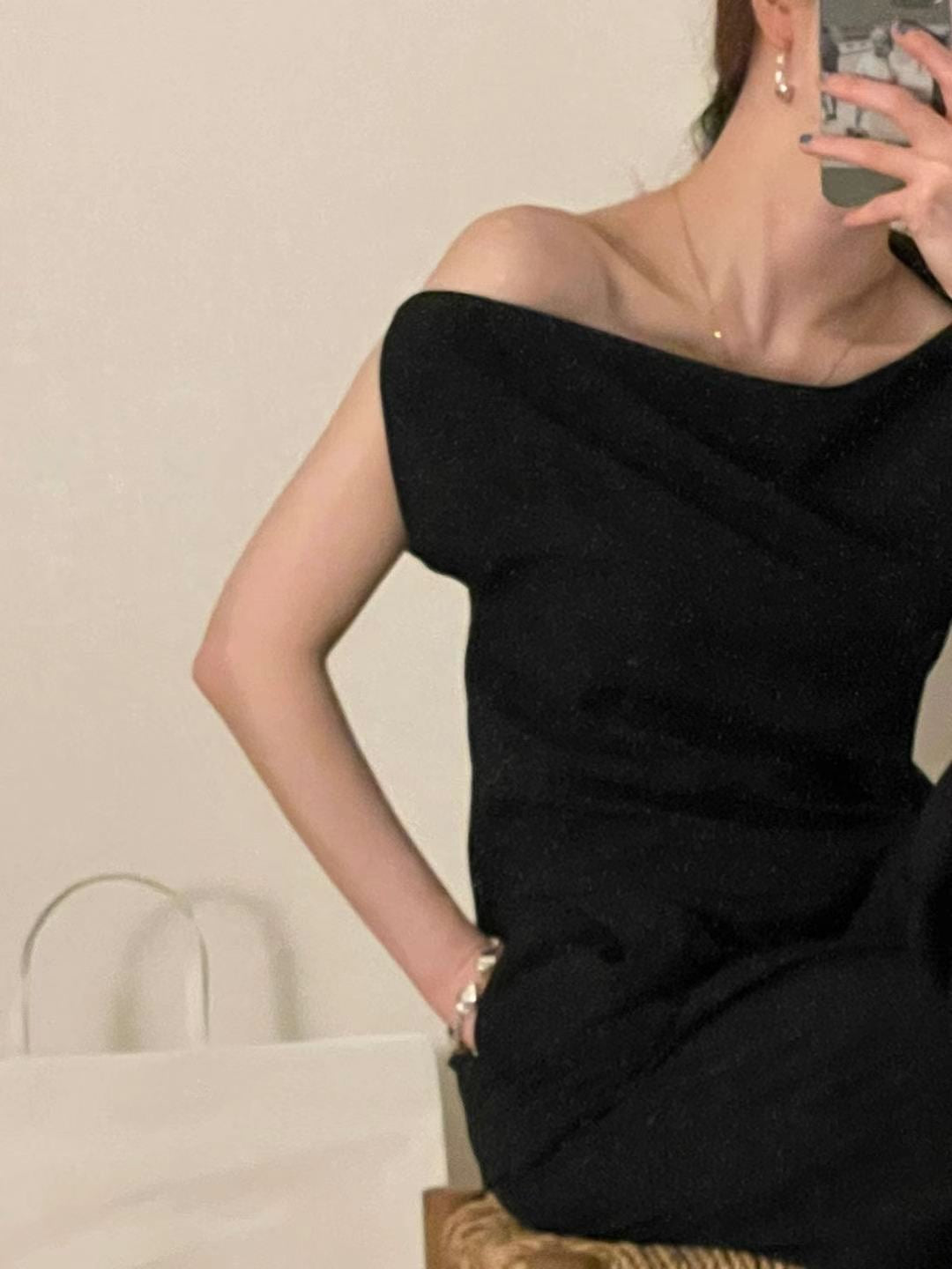 Sold out ✖️6PO No.21 one shoulder top