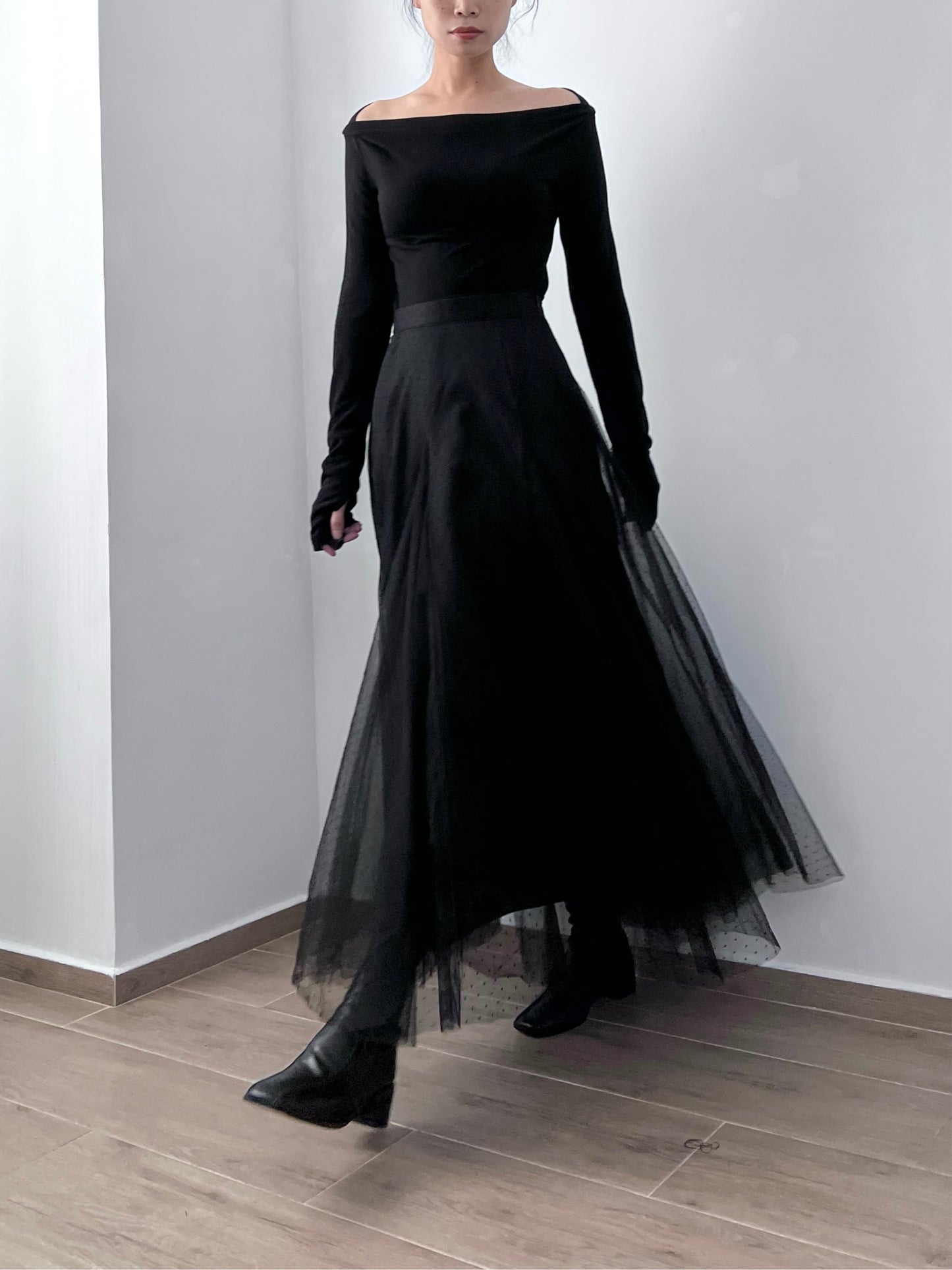 2 No.2 Alice tulle midi skirt
